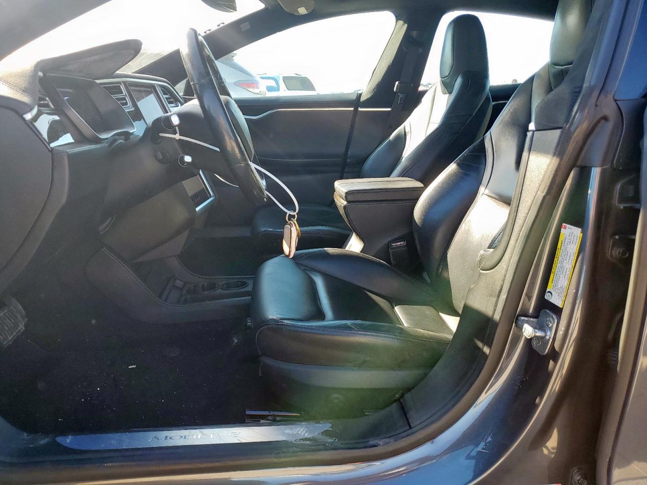 2015 Tesla Model S VIN: 5YJSA1E23FF106104 Lot: 91121615