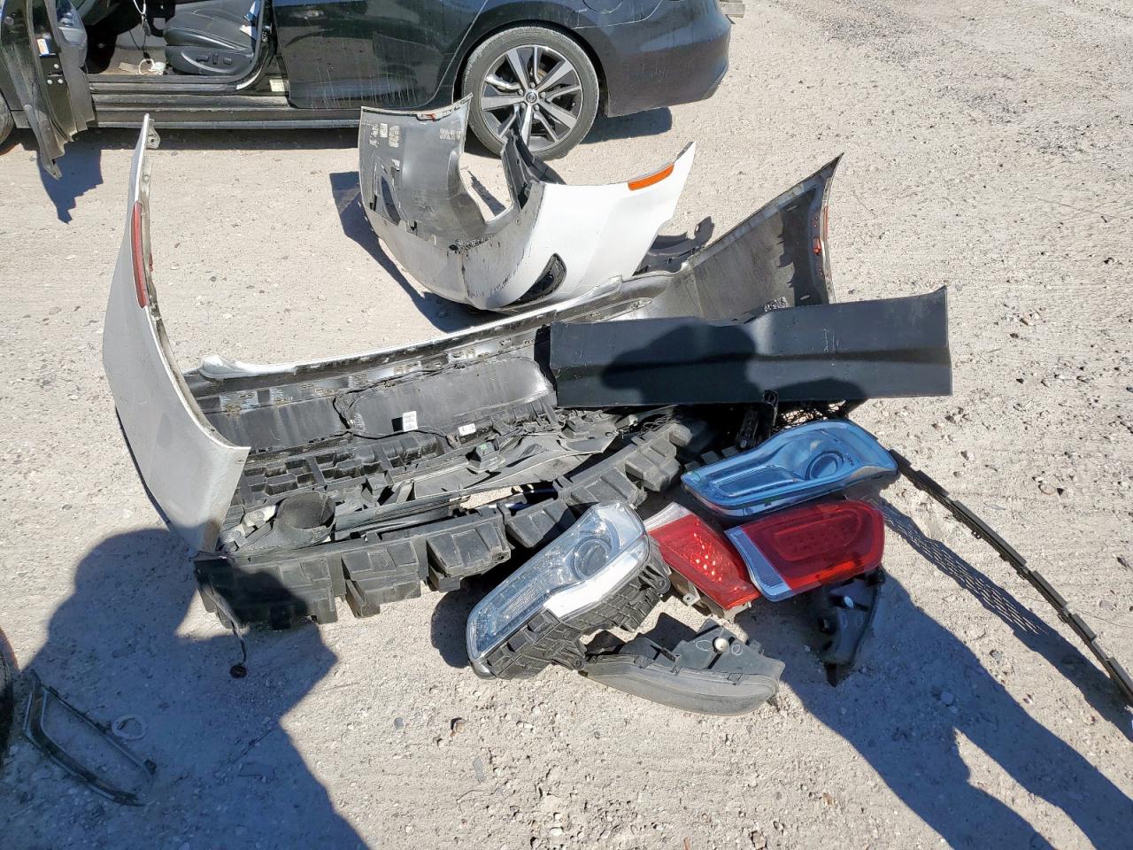 2015 Chrysler 300C VIN: 2C3CCAEGXFH846175 Lot: 92119715