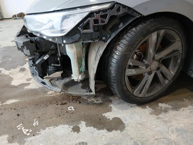 2023 VOLKSWAGEN GOLF