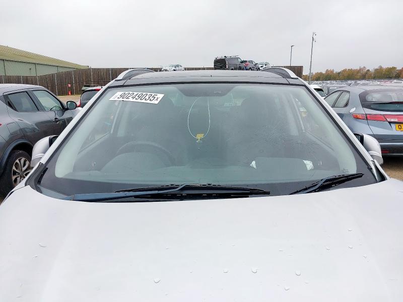 2011 HYUNDAI IX35 2.0 CRDI PREMIUM 5DR