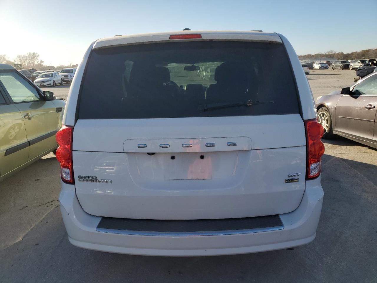 2018 Dodge Grand Caravan Sxt VIN: 2C4RDGCG3JR241491 Lot: 92492145