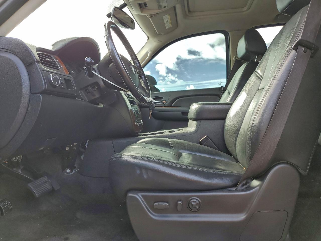 2007 GMC Yukon VIN: 1GKFC13J27J120435 Lot: 94186605