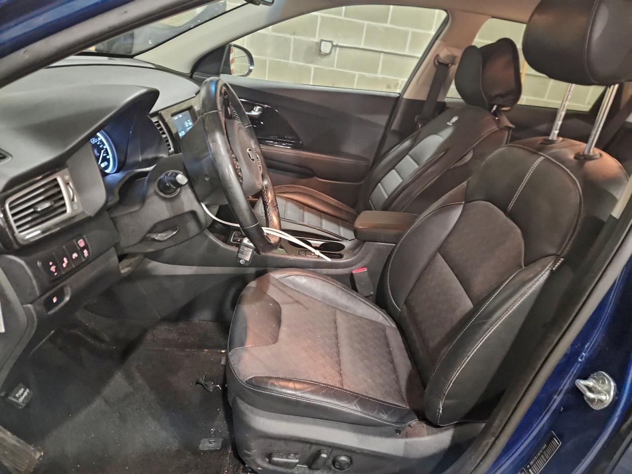 2019 Kia Niro Ex VIN: KNDCC3LC4K5327048 Lot: 94165165