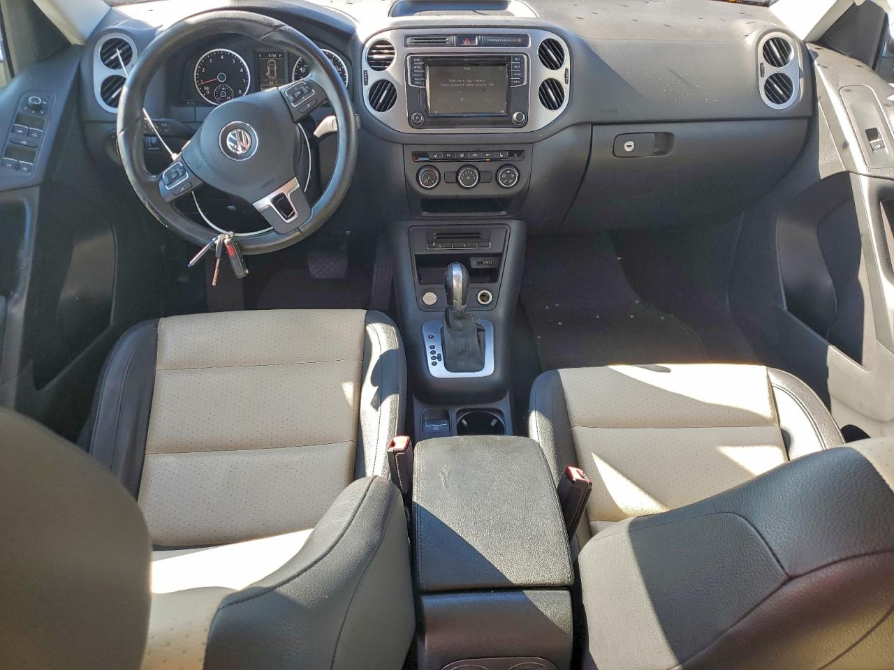 2017 Volkswagen Tiguan Wolfsburg VIN: WVGRV7AXXHK022211 Lot: 93934015