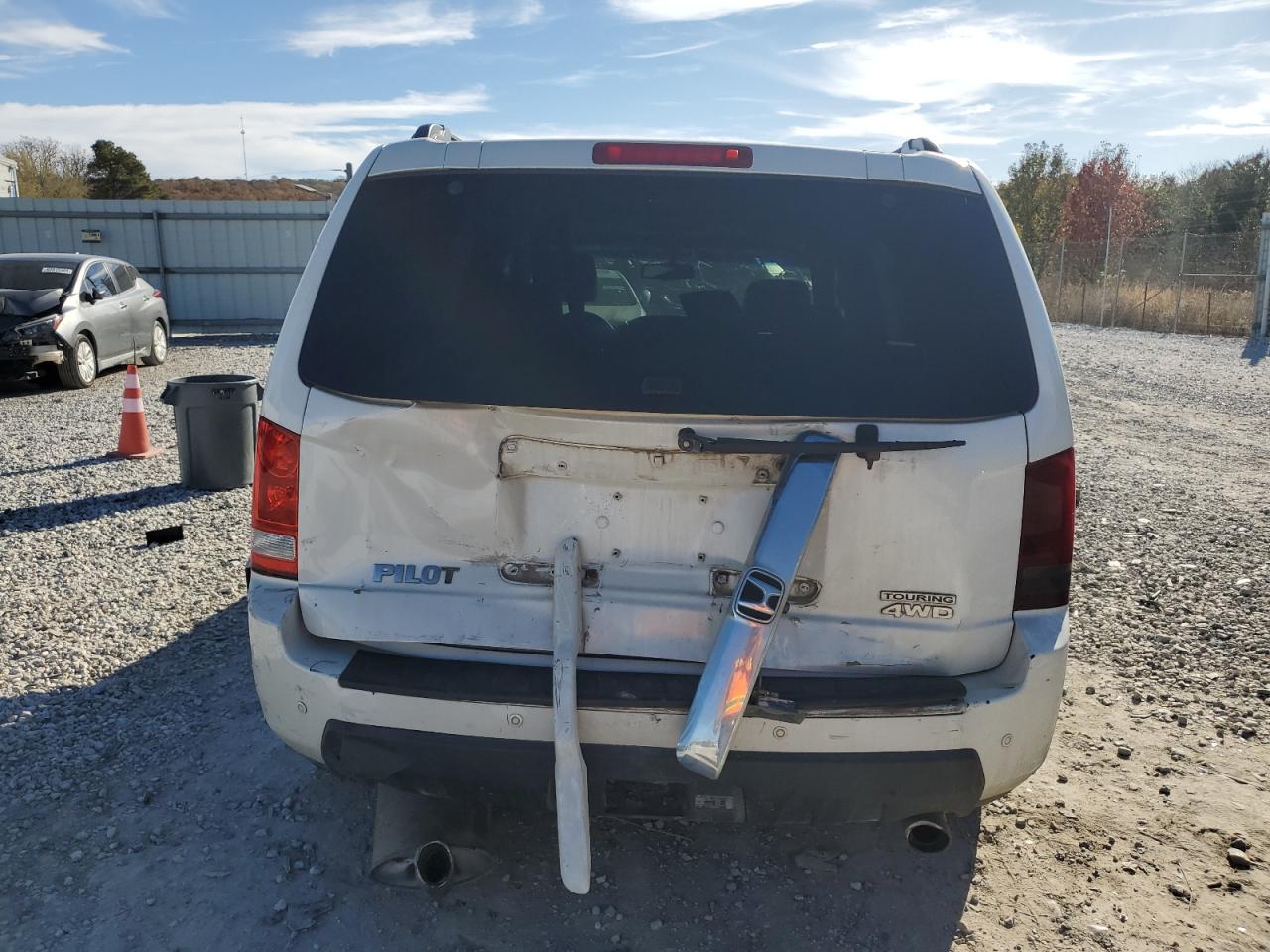 2011 Honda Pilot Touring VIN: 5FNYF4H94BB036693 Lot: 92272485