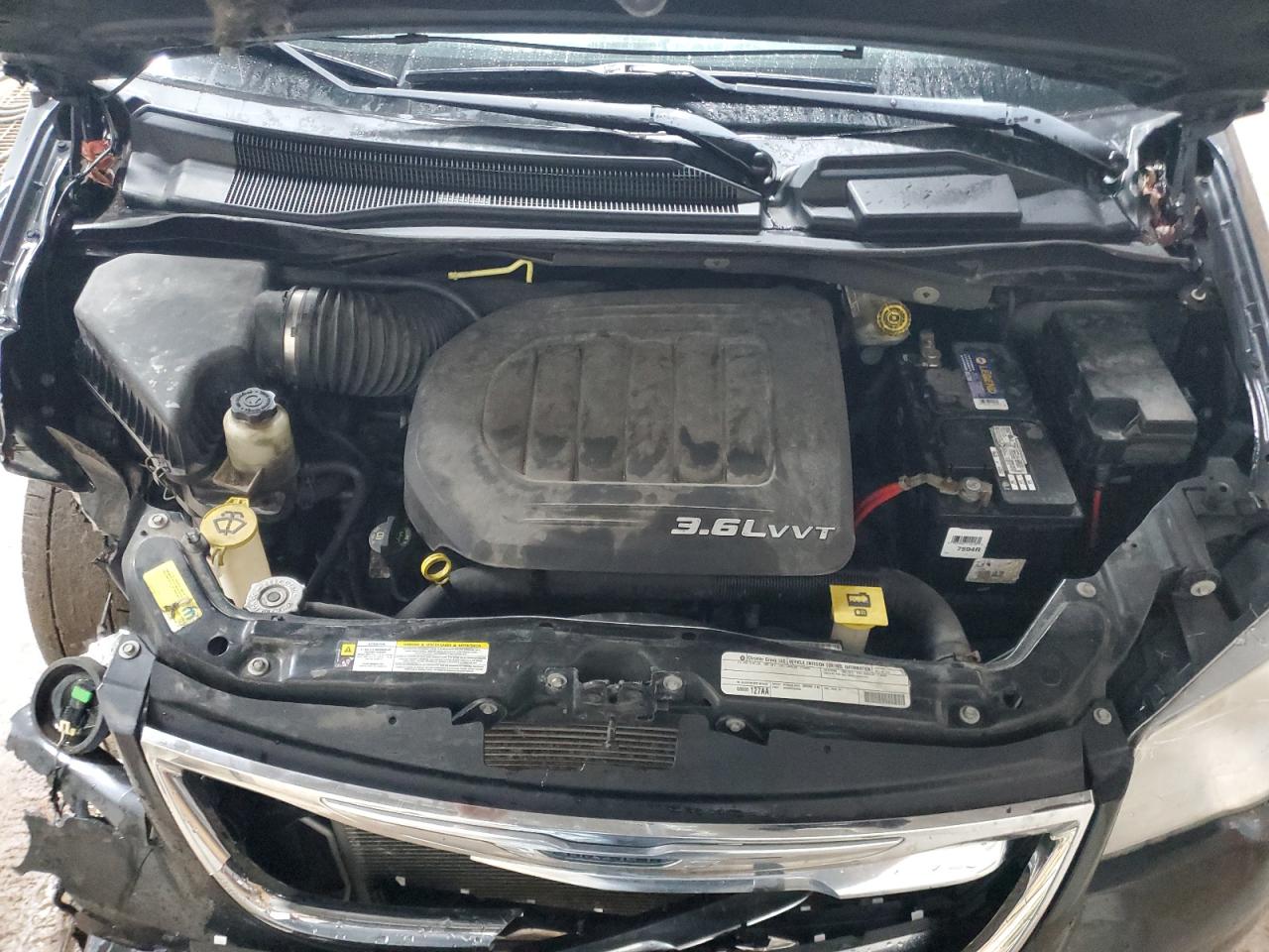 2011 Chrysler Town & Country Touring L VIN: 2A4RR8DG1BR676835 Lot: 92665035