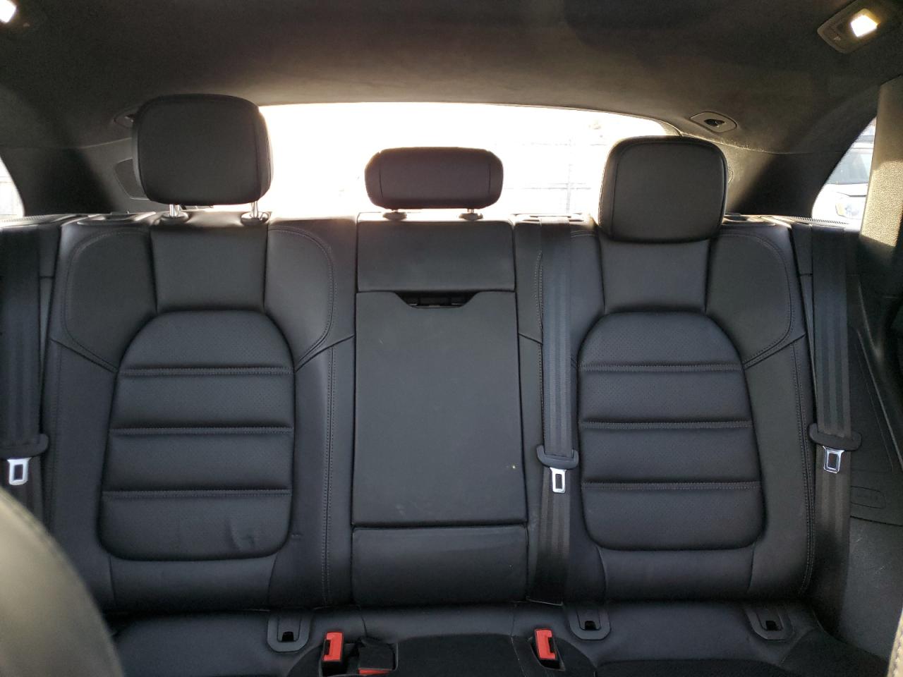 2017 Porsche Macan Turbo VIN: WP1AF2A55HLB61820 Lot: 86768295