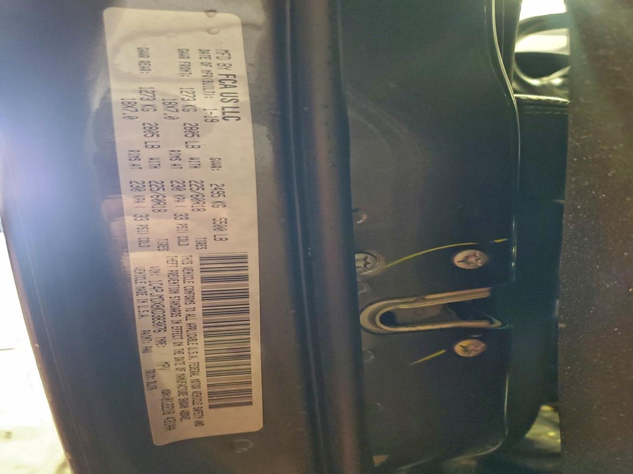 2019 Jeep Cherokee Limited VIN: 1C4PJMDX8KD383076 Lot: 94512145