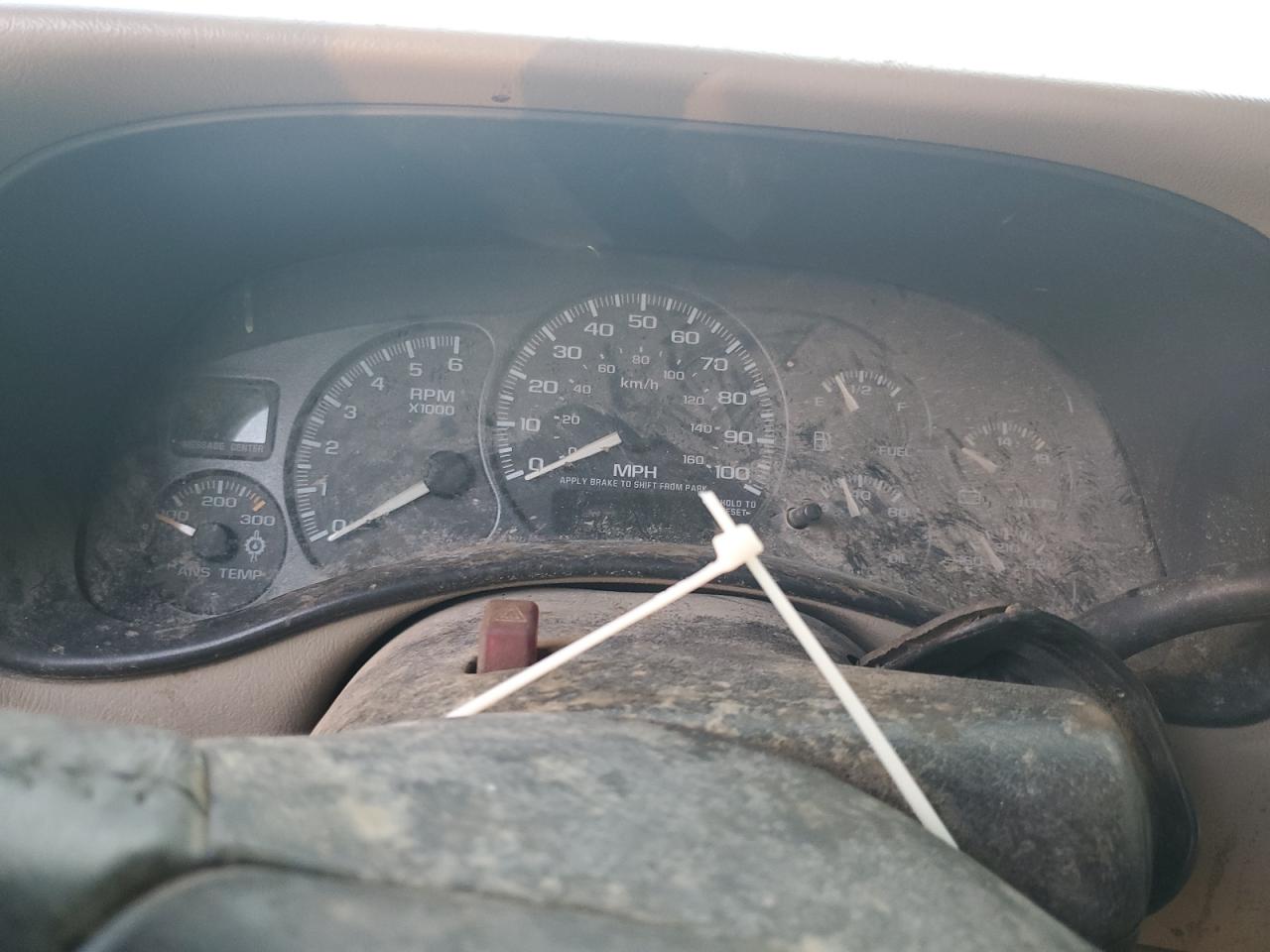 2002 GMC Sierra K1500 Heavy Duty VIN: 1GTGK13U12F108737 Lot: 91121235