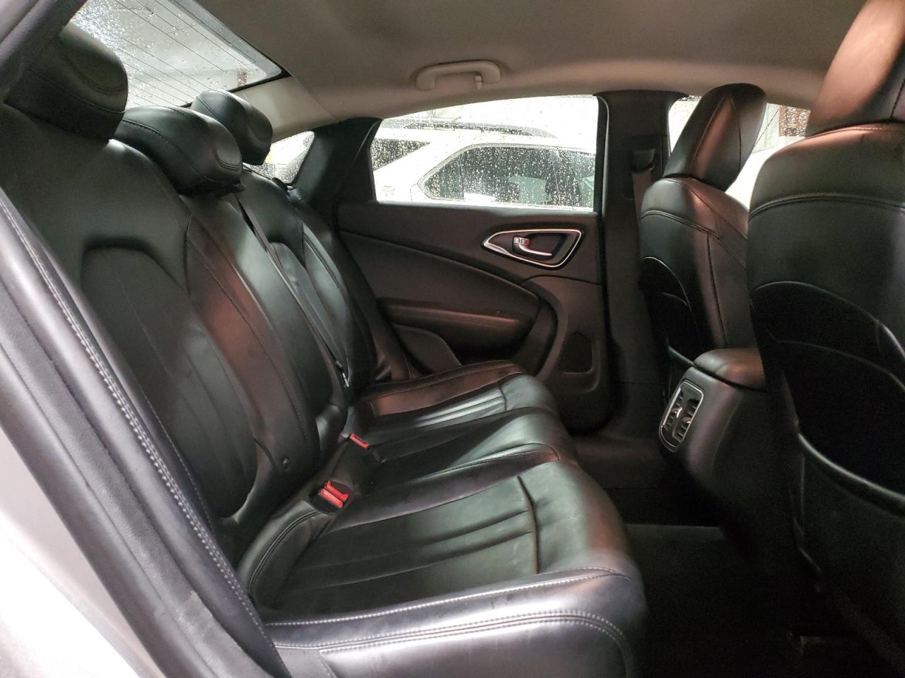 2016 Chrysler 200 C VIN: 1C3CCCCB1GN134228 Lot: 93259945