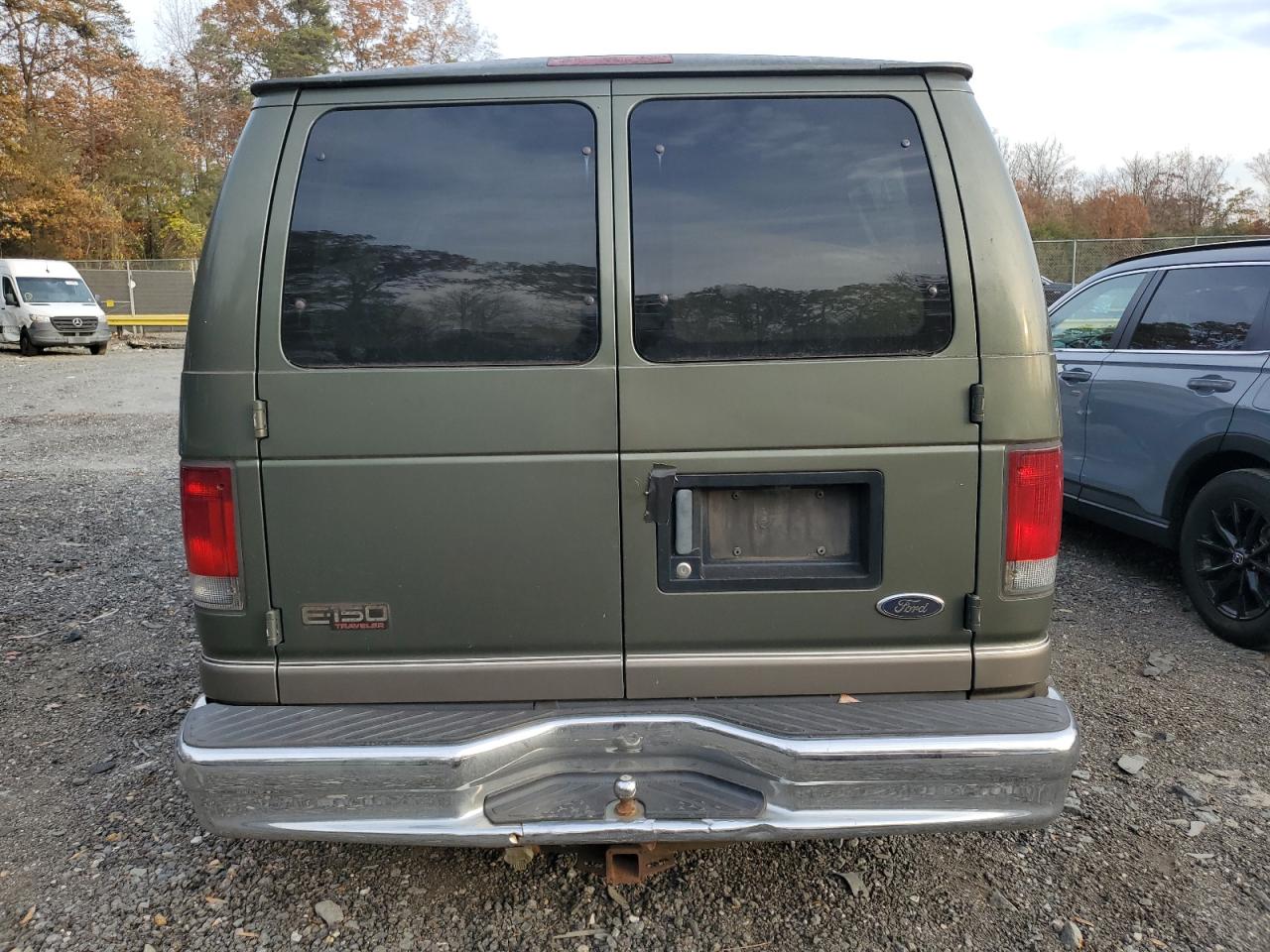 2002 Ford Econoline E150 Wagon VIN: 1FMRE11L92HB60191 Lot: 92072405