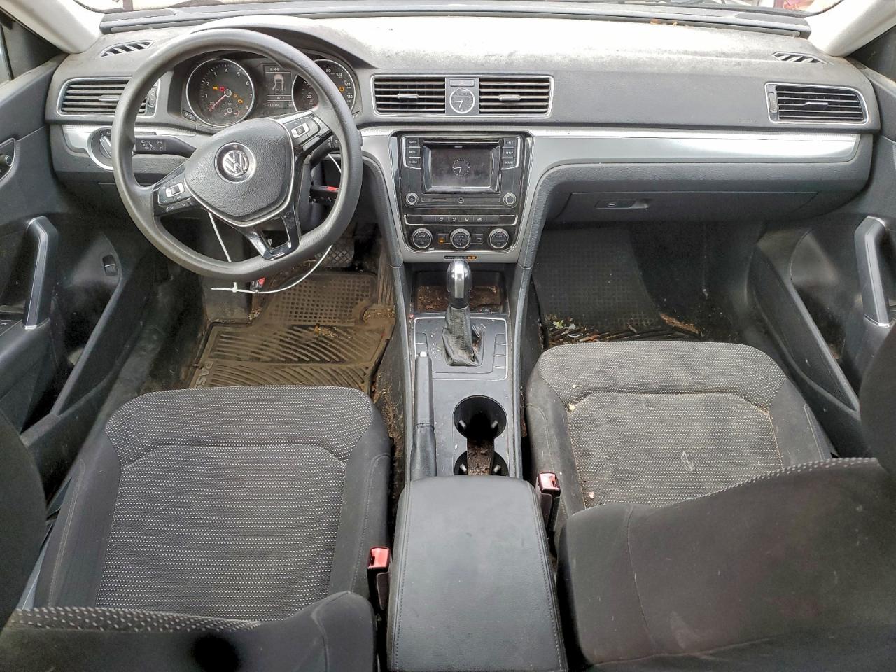 2016 Volkswagen Passat S VIN: 1VWAS7A39GC047999 Lot: 93884325