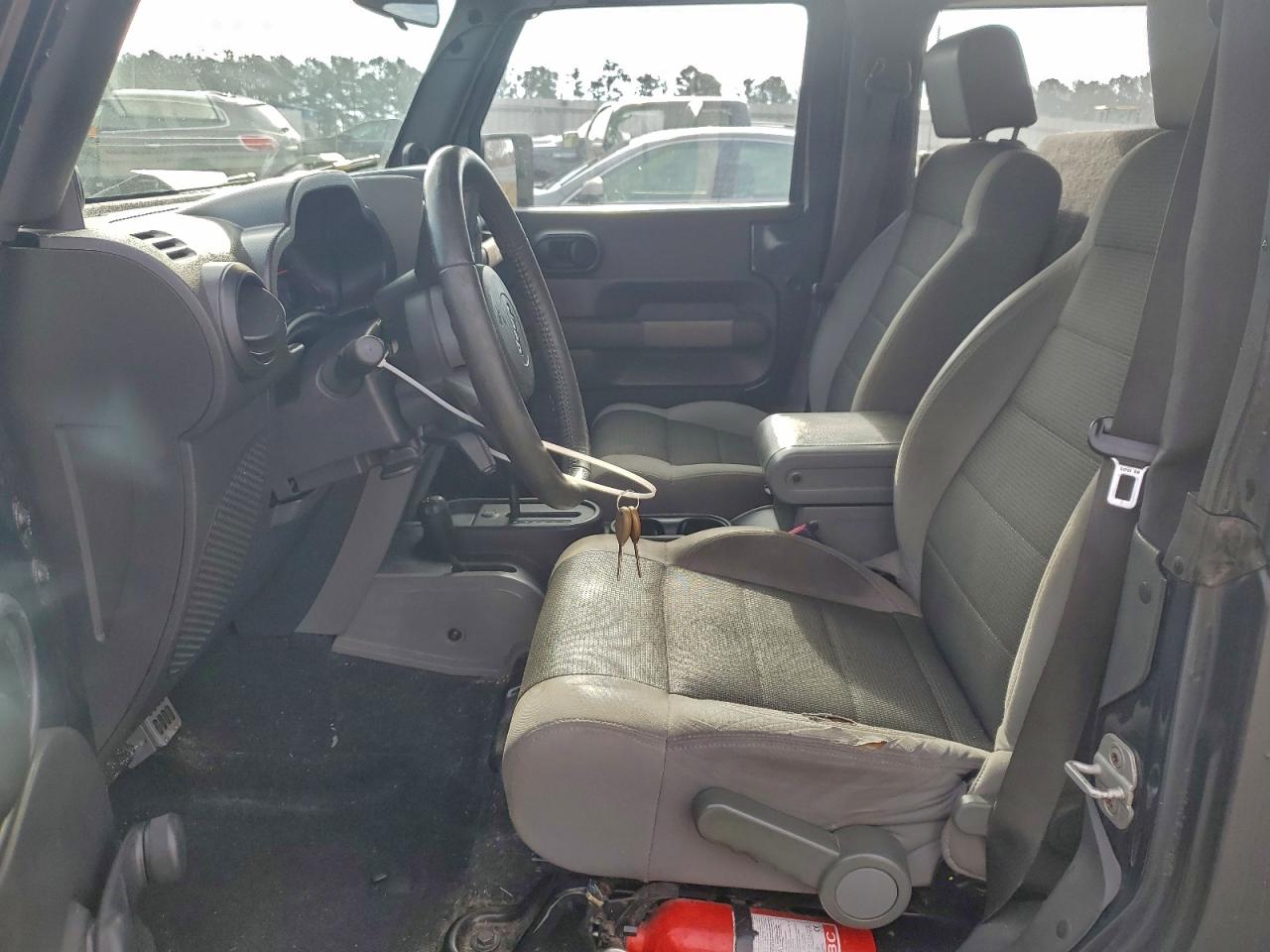 2007 Jeep Wrangler X VIN: 1J4FA24177L103988 Lot: 93502485