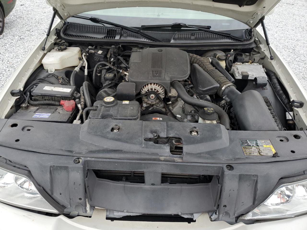 2005 Lincoln Town Car Signature Limited VIN: 1LNHM82W05Y627941 Lot: 91722155