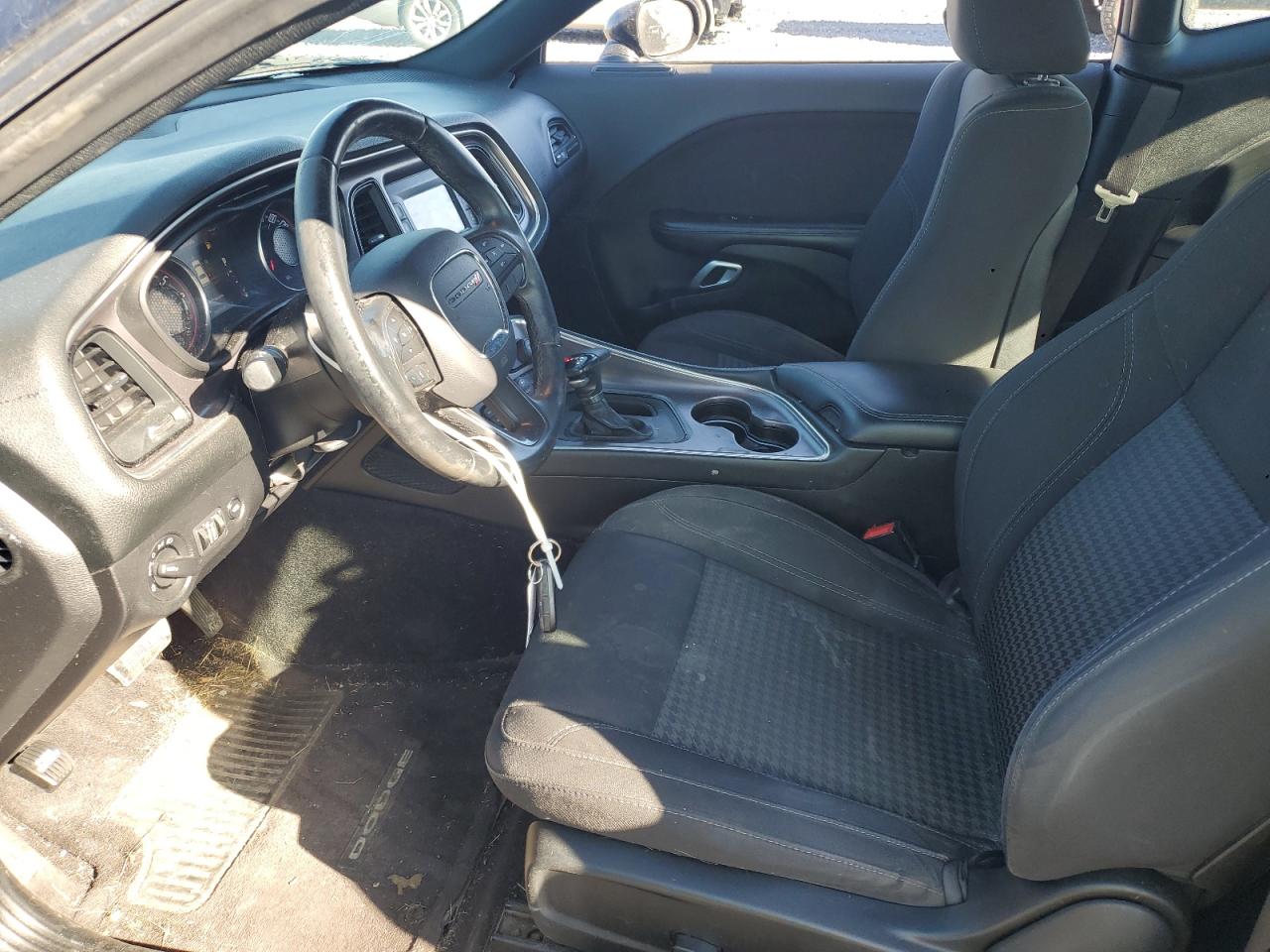 2017 Dodge Challenger Sxt VIN: 2C3CDZAG2HH635749 Lot: 92124545