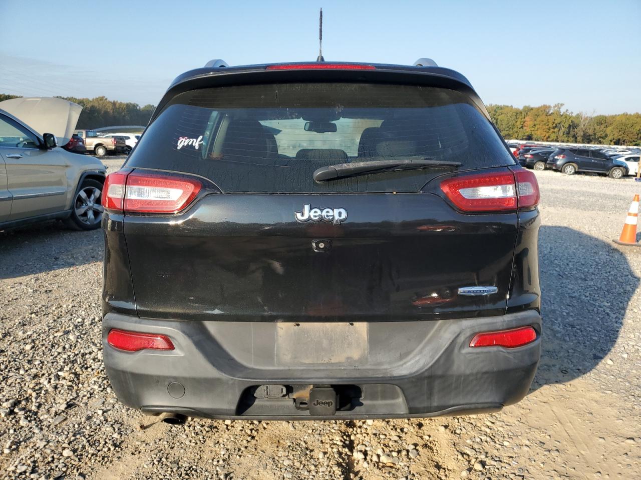 2015 Jeep Cherokee Latitude VIN: 1C4PJLCBXFW612089 Lot: 90996935