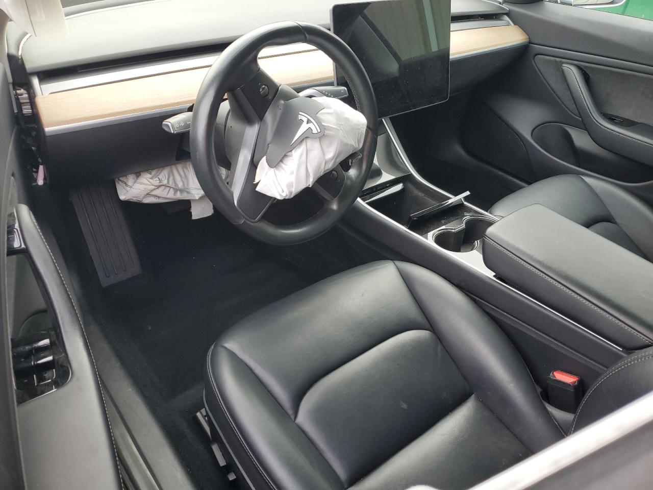 2018 Tesla Model 3 VIN: 5YJ3E1EA8JF026421 Lot: 91701485