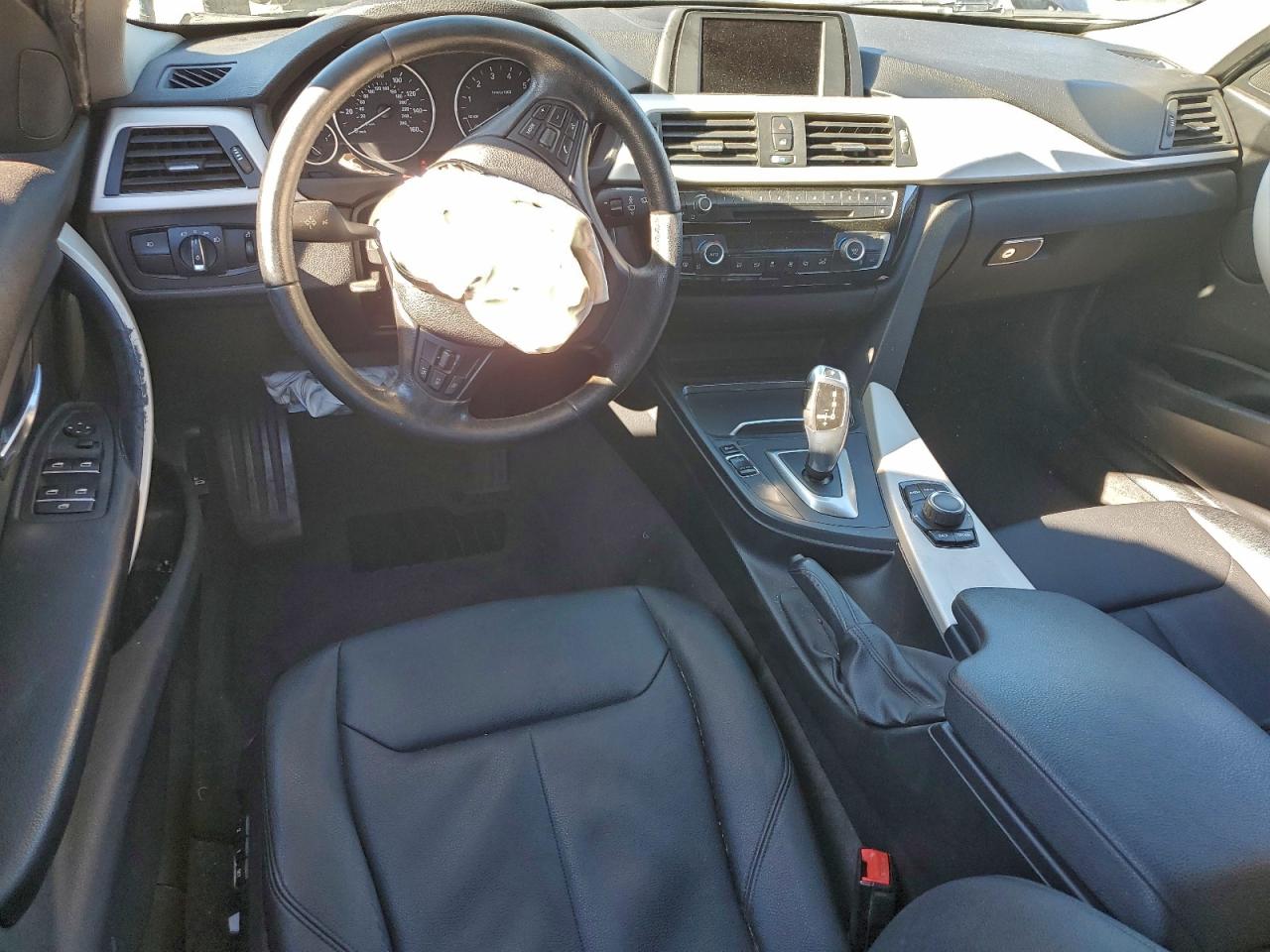 2016 BMW 320 I VIN: WBA8A9C50GK616840 Lot: 94091245