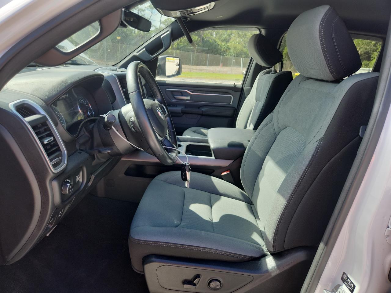 2022 Ram 1500 Big Horn/Lone Star VIN: 1C6RREFG2NN446330 Lot: 90972875