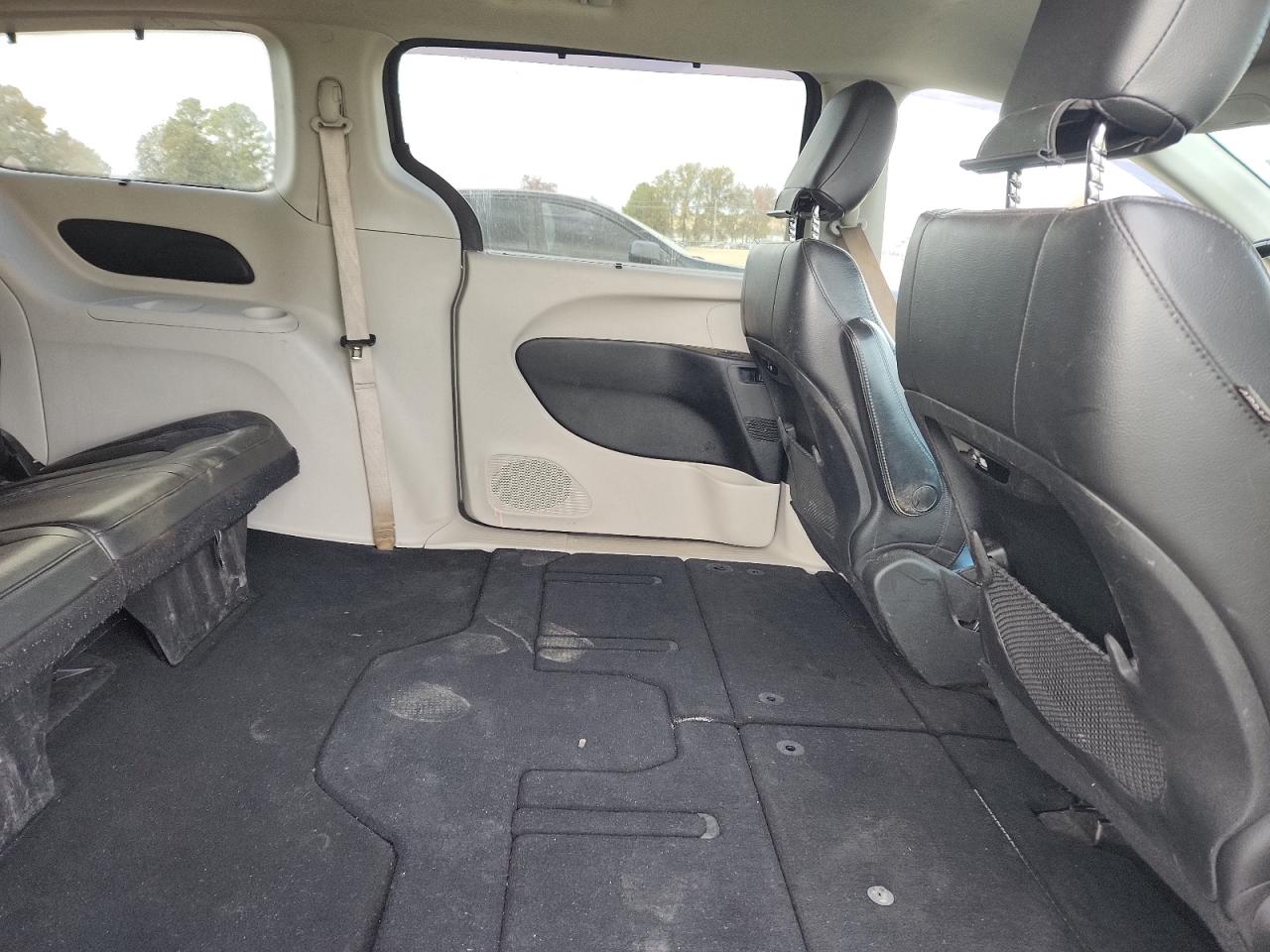 2021 Chrysler Pacifica Touring L VIN: 2C4RC1BG4MR552658 Lot: 92027175