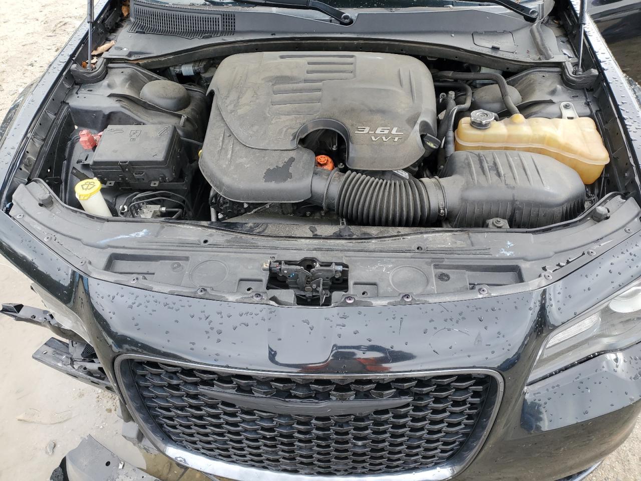 2019 Chrysler 300 S VIN: 2C3CCABGXKH637260 Lot: 91650235