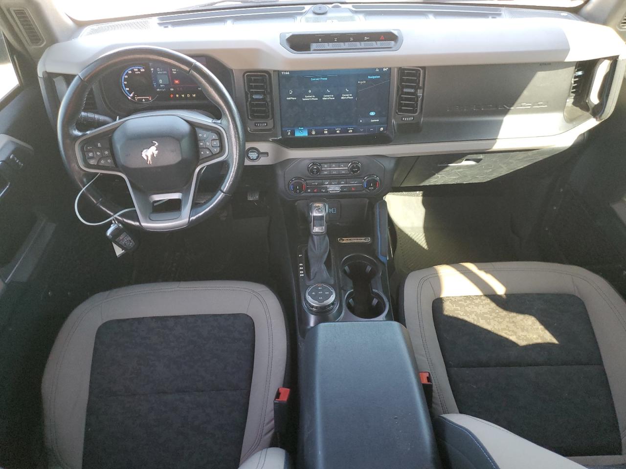 2022 Ford Bronco Base VIN: 1FMEE5DP3NLB30433 Lot: 82570745