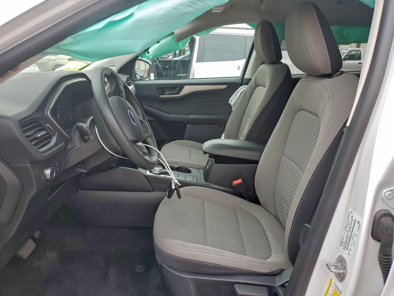 2022 Ford Escape Se VIN: 1FMCU9BZ6NUA62855 Lot: 93923275