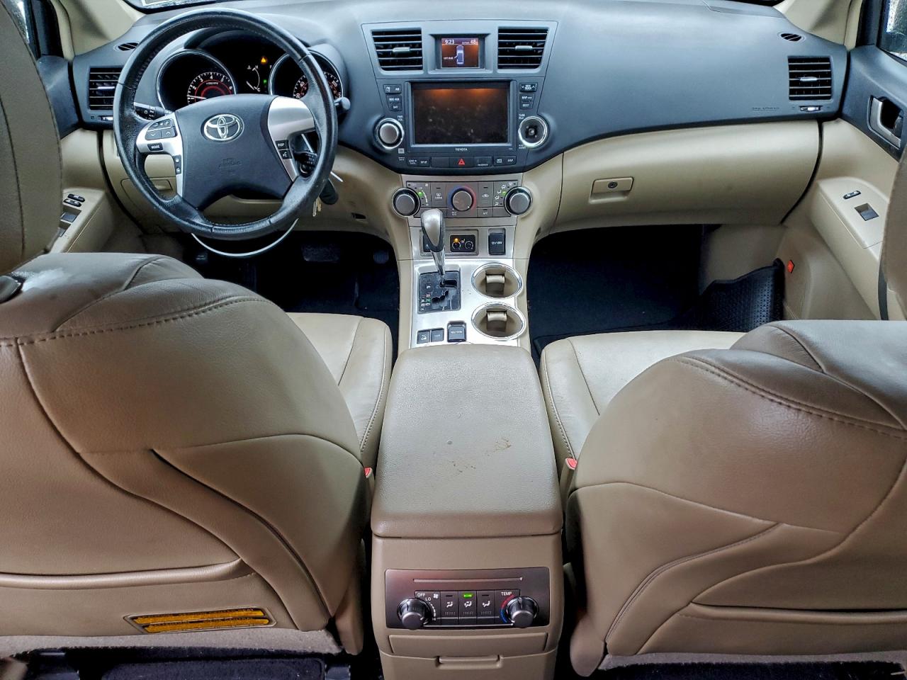 2011 Toyota Highlander Base VIN: 5TDBK3EH2BS063958 Lot: 93853145