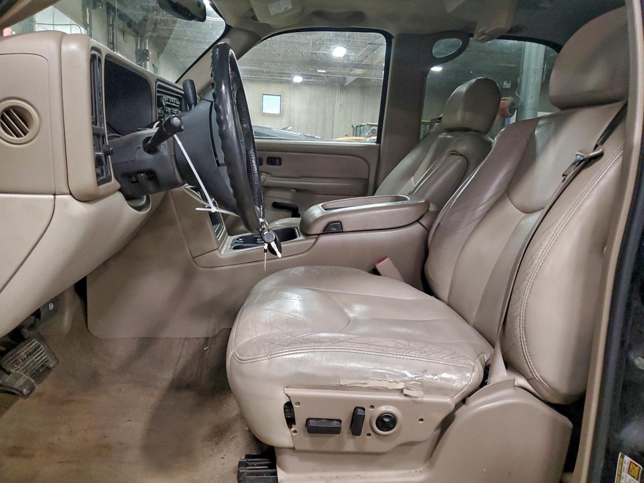 2004 GMC Yukon VIN: 1GKEK13Z84J321921 Lot: 94489895