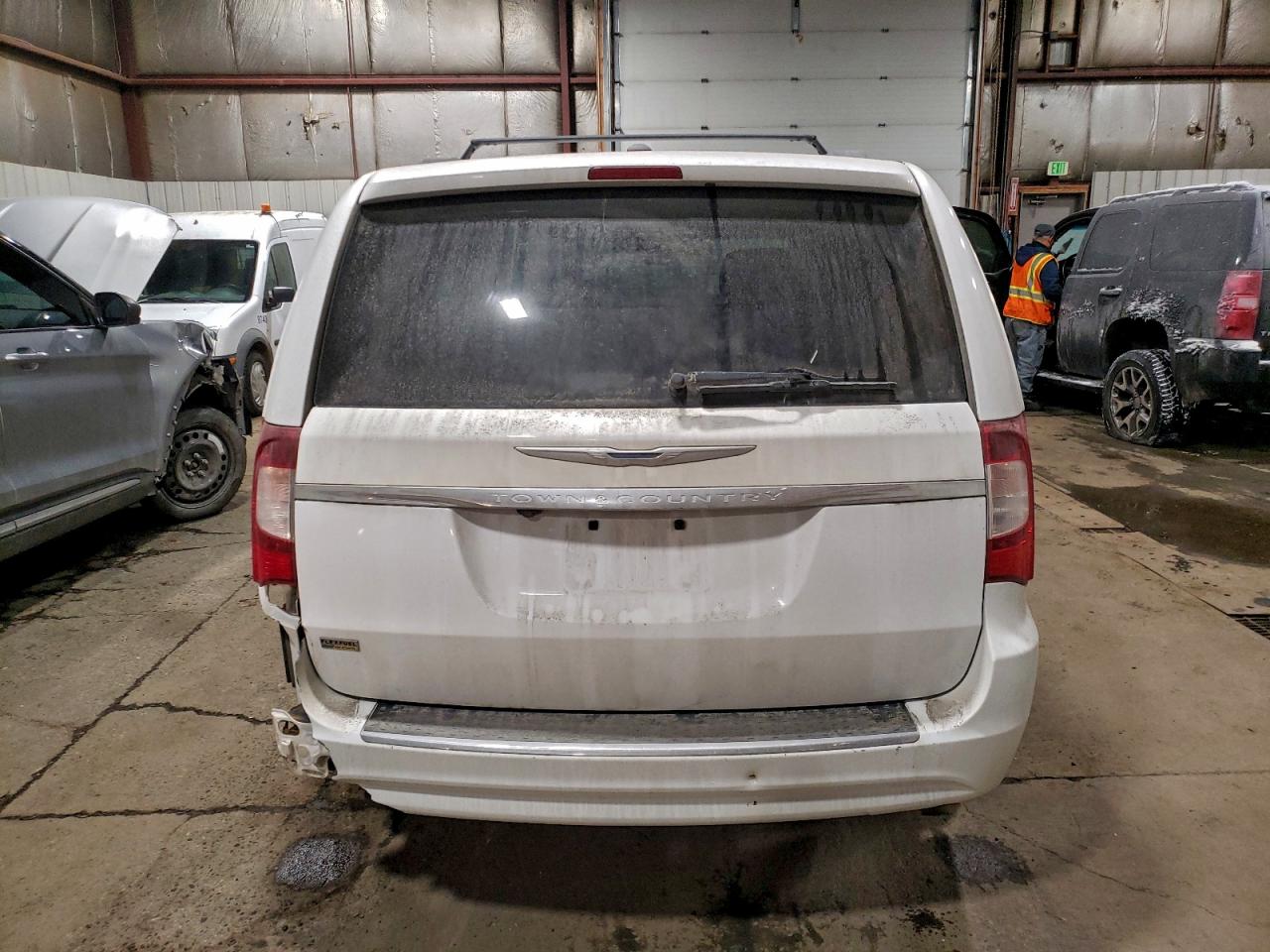 2016 Chrysler Town & Country Touring VIN: 2C4RC1BG5GR118401 Lot: 94367215