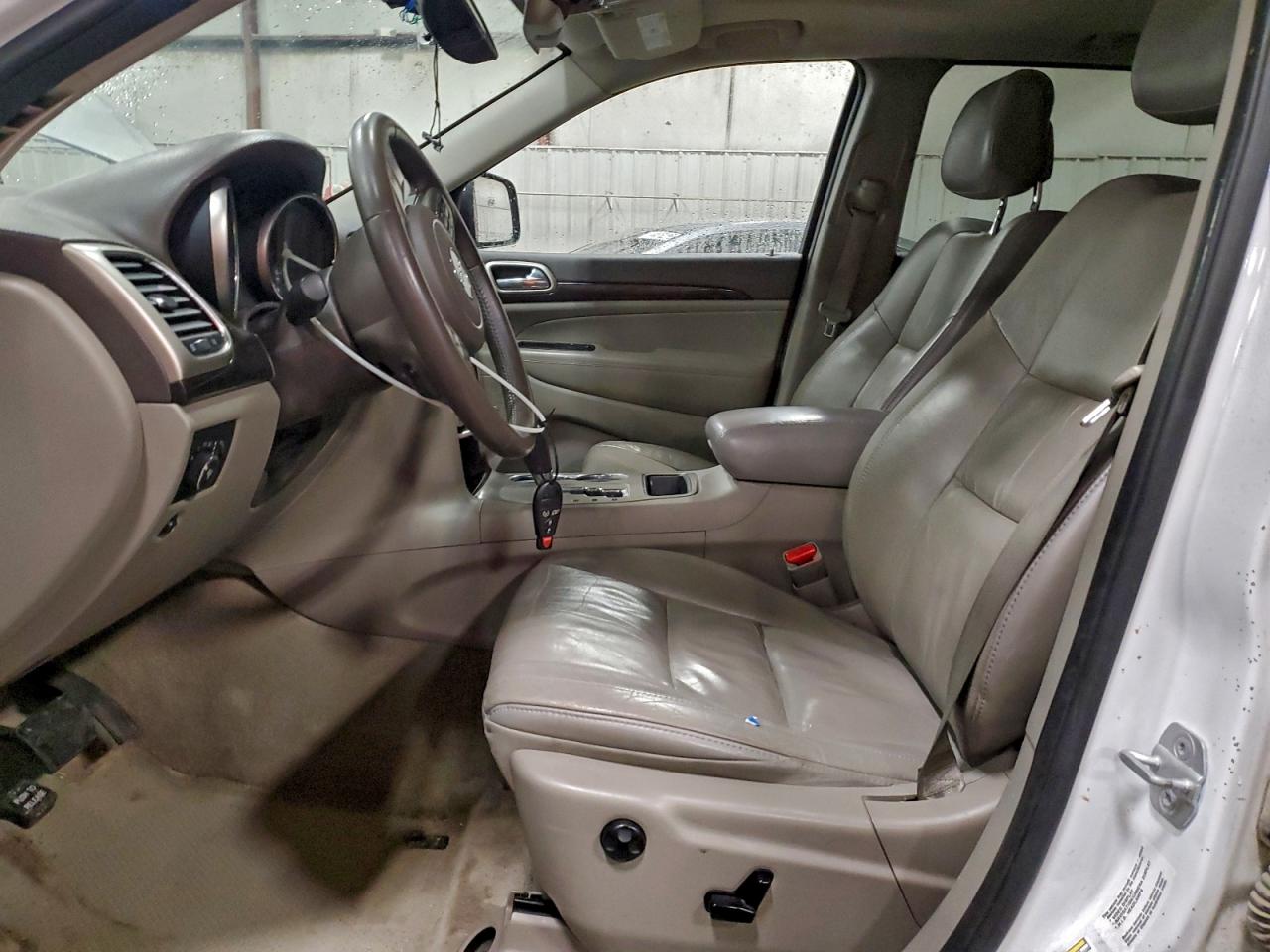 2013 Jeep Grand Cherokee Laredo VIN: 1C4RJFAG0DC582088 Lot: 94437975