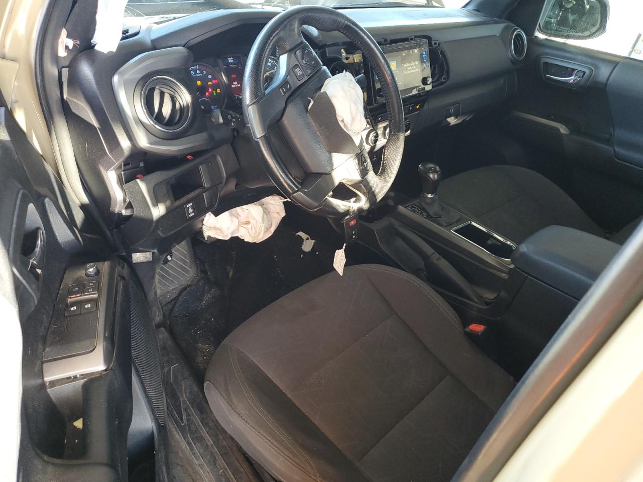 2016 Toyota Tacoma Access Cab VIN: 5TFSZ5AN6GX004934 Lot: 92267365