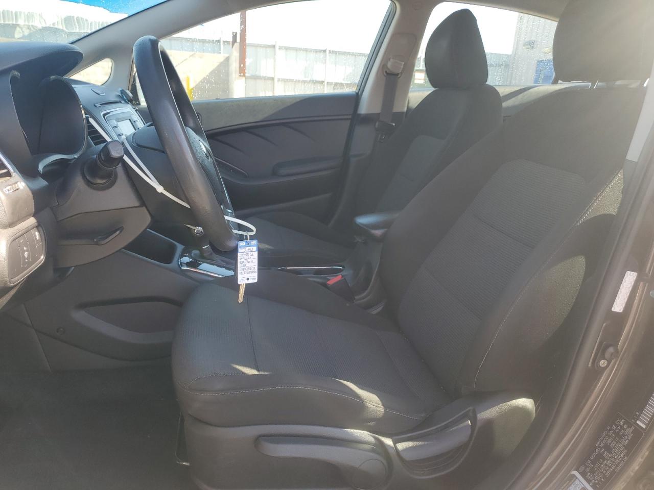 2017 Kia Forte Lx VIN: 3KPFK4A77HE038450 Lot: 93354655