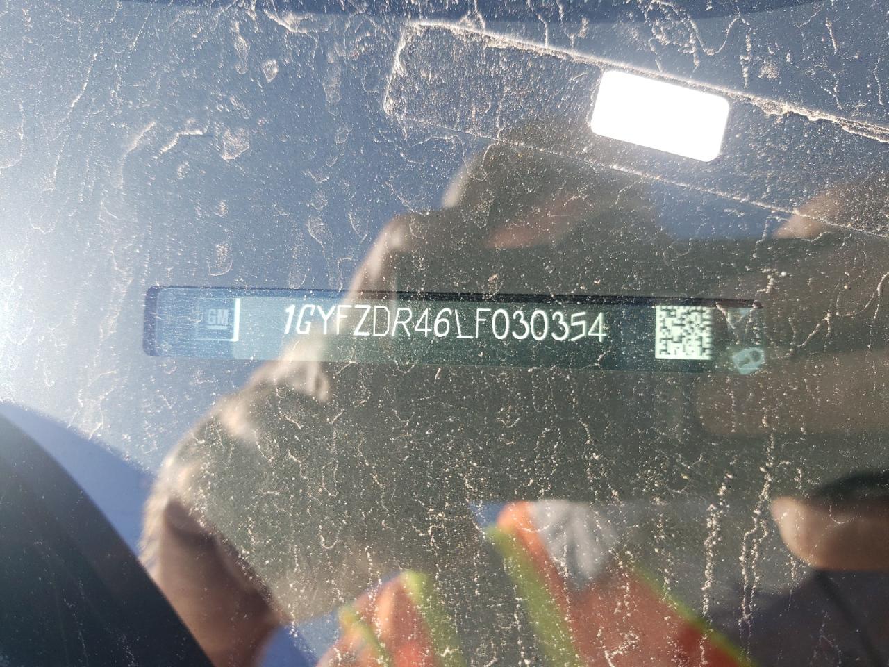 2020 Cadillac Xt4 Premium Luxury VIN: 1GYFZDR46LF030354 Lot: 90415045