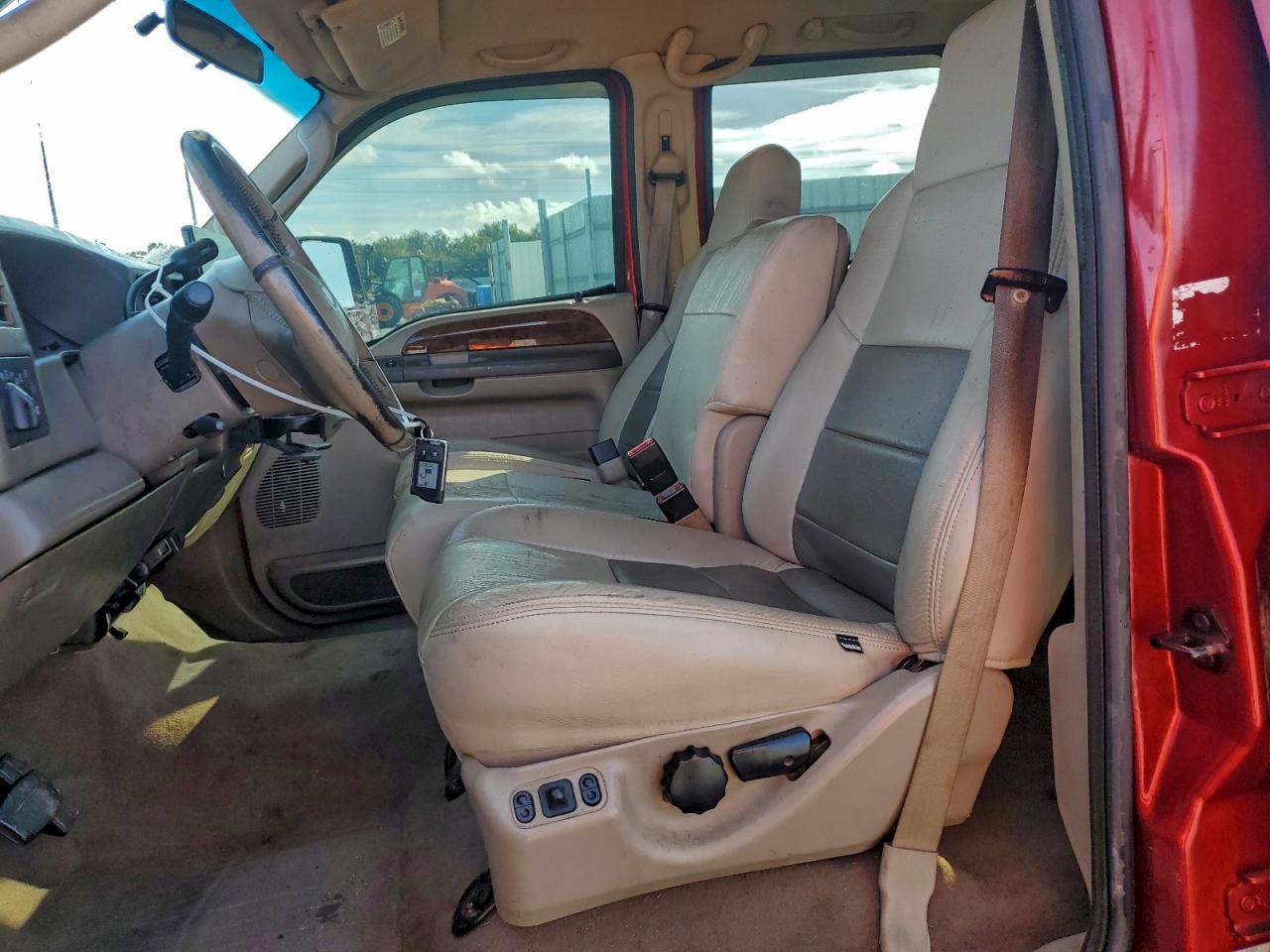 2003 Ford F250 Super Duty VIN: 1FTNW21F83EA03612 Lot: 94685005