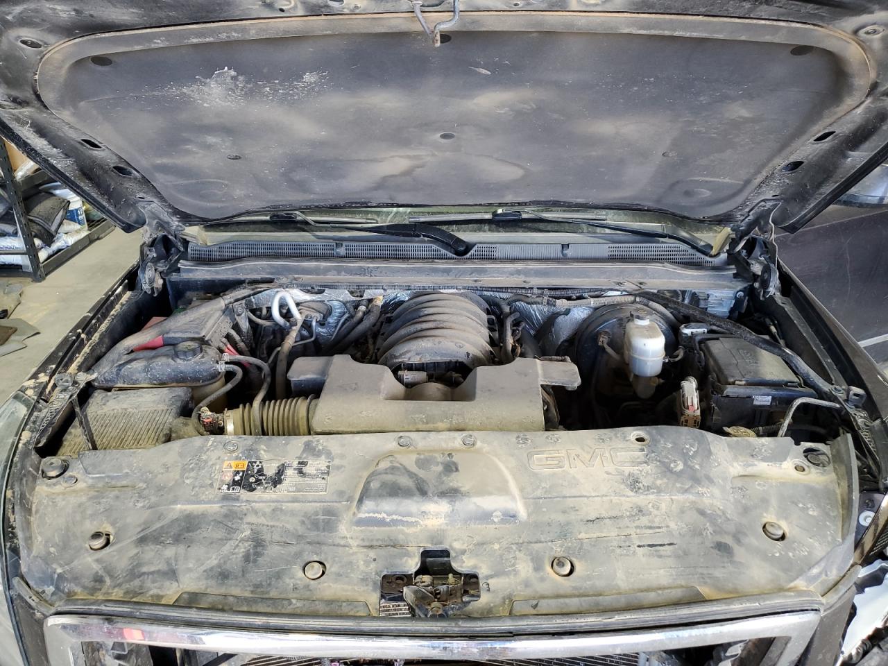 2016 GMC Yukon Xl Denali VIN: 1GKS2HKJ8GR240009 Lot: 92924015