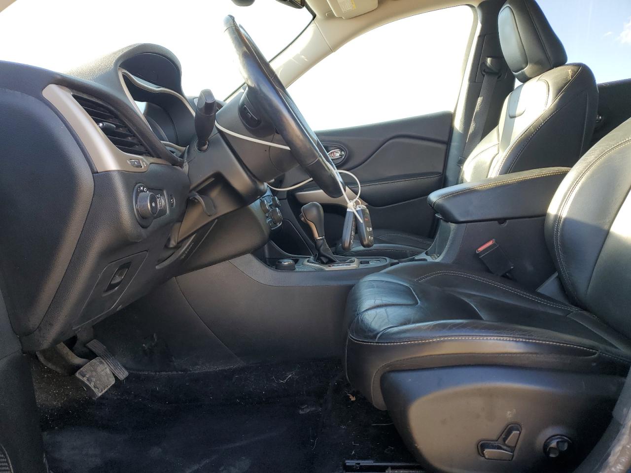 2018 Jeep Cherokee Limited VIN: 1C4PJMDB8JD549194 Lot: 91596815