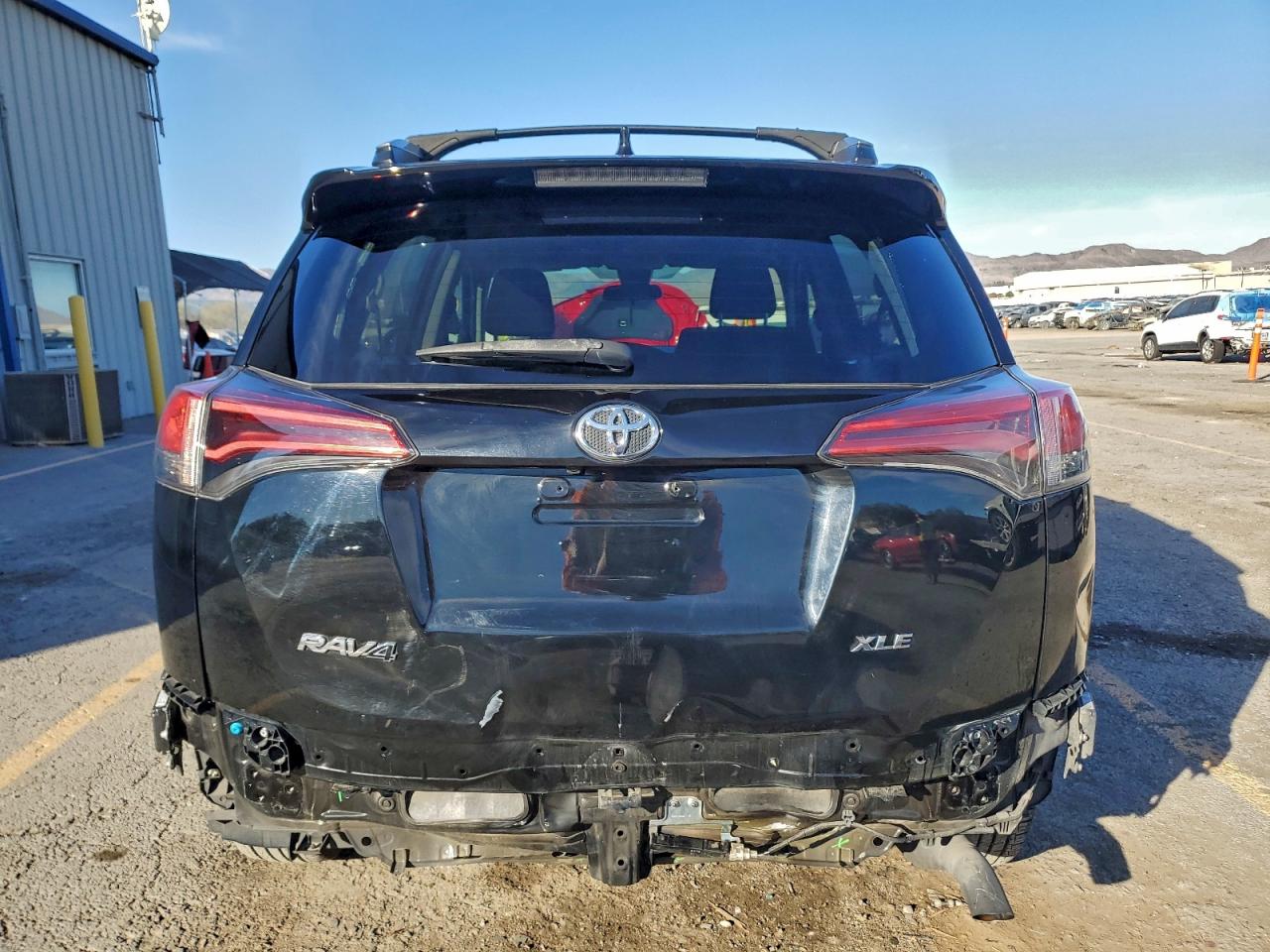 2017 Toyota Rav4 Xle VIN: 2T3WFREV0HW345330 Lot: 94192575