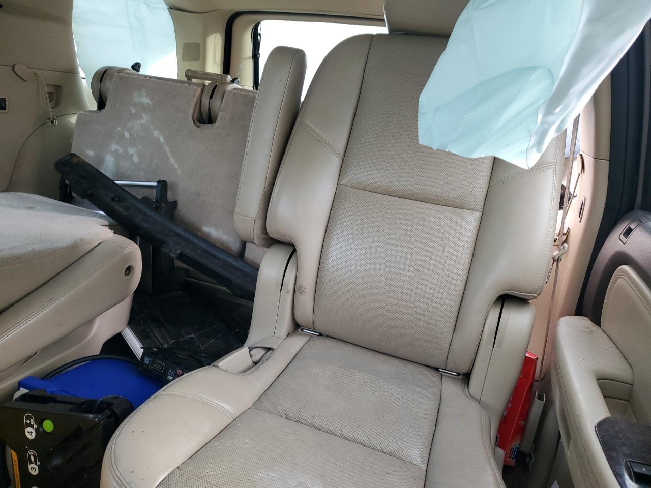 2011 GMC Yukon Denali VIN: 1GKS2EEF8BR210796 Lot: 93483955