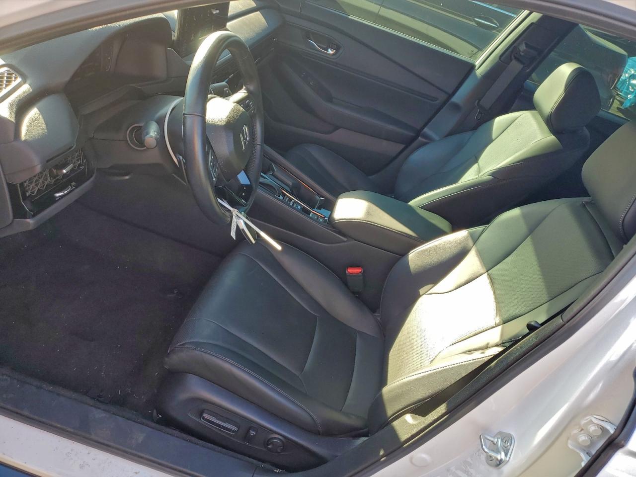 2024 Honda Accord Hybrid Sport-L VIN: 1HGCY2F79RA093986 Lot: 93721025