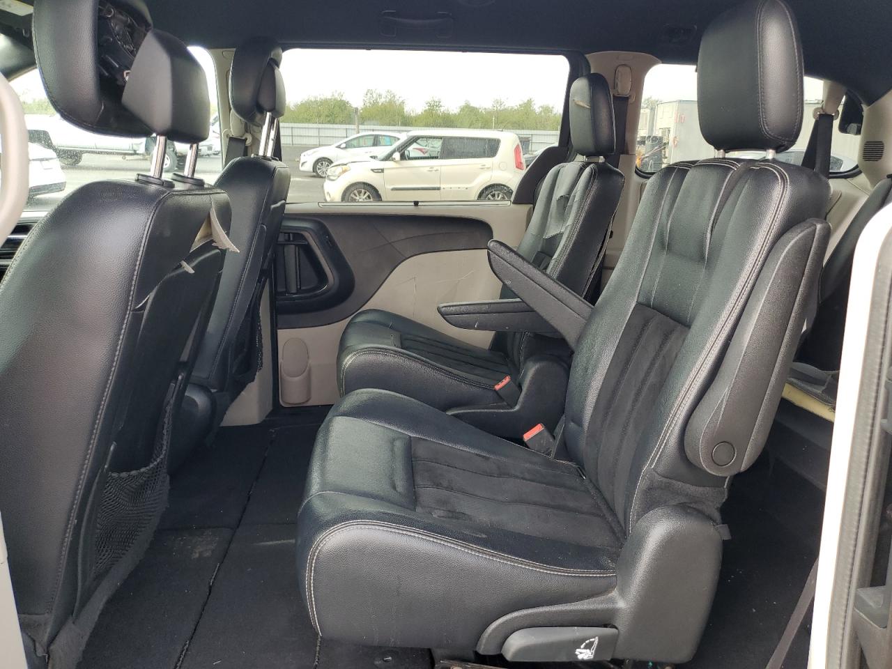 2017 Dodge Grand Caravan Sxt VIN: 2C4RDGCG1HR605370 Lot: 92132975