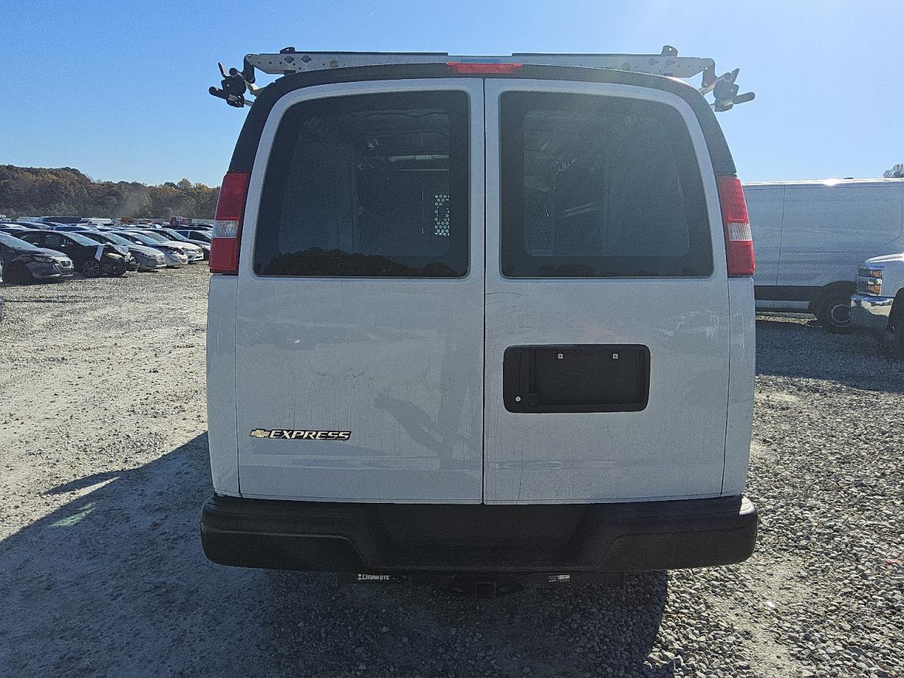 2022 Chevrolet Express 2500 Delivery Van VIN: 1GCWGAFP4N1281916 Lot: 90949035