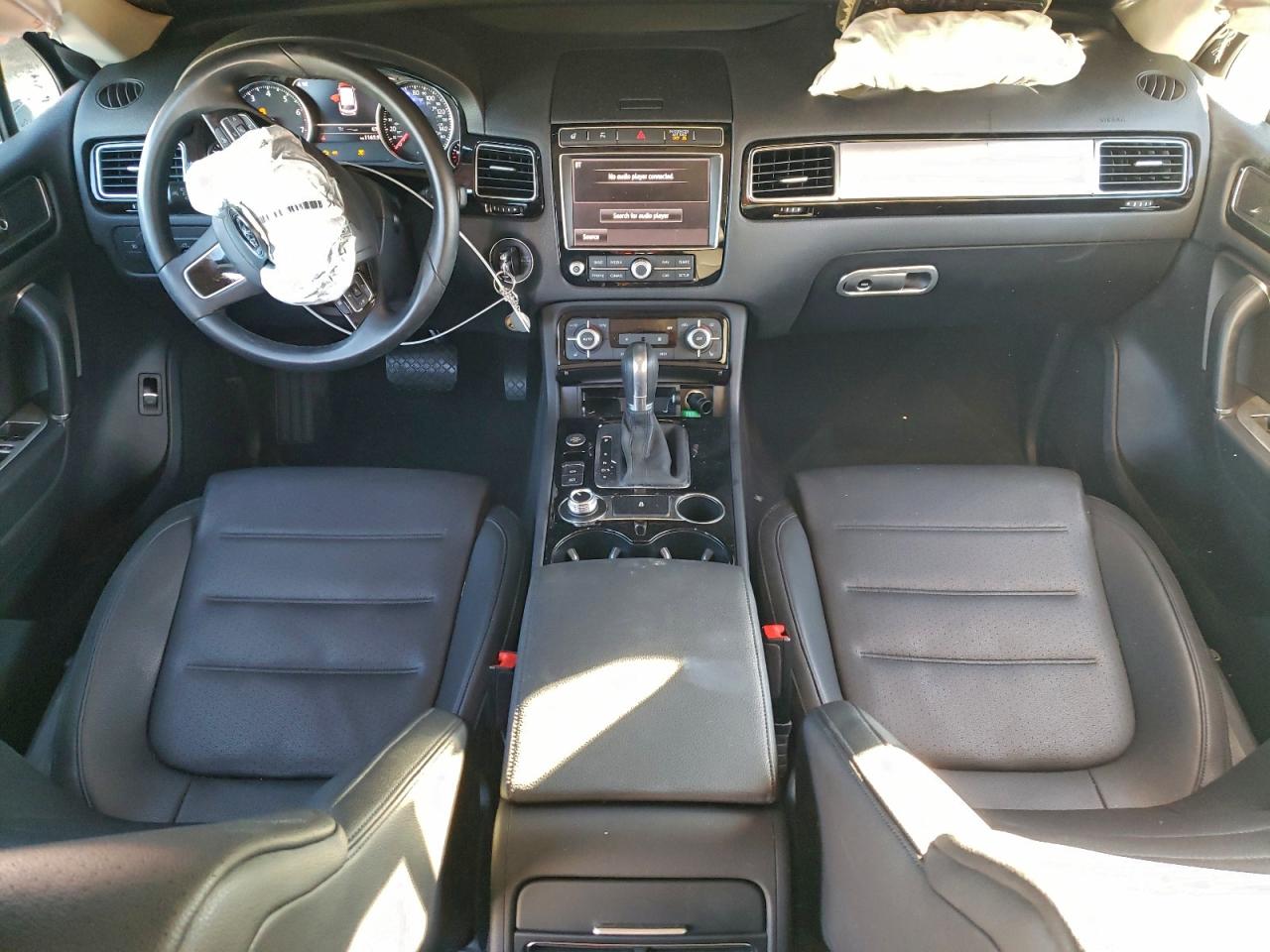 2017 Volkswagen Touareg Sport VIN: WVGEF7BP3HD001683 Lot: 93839785