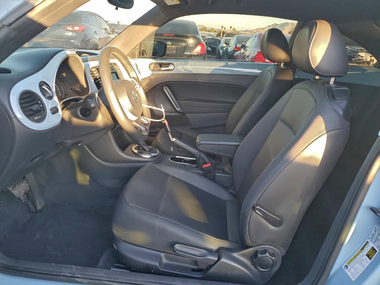 2014 Volkswagen Beetle VIN: 3VWJP7AT8EM619240 Lot: 94254545