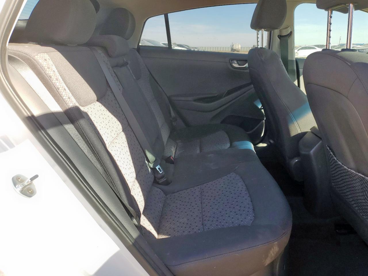 2019 Hyundai Ioniq Sel VIN: KMHC75LC4KU106776 Lot: 91595075