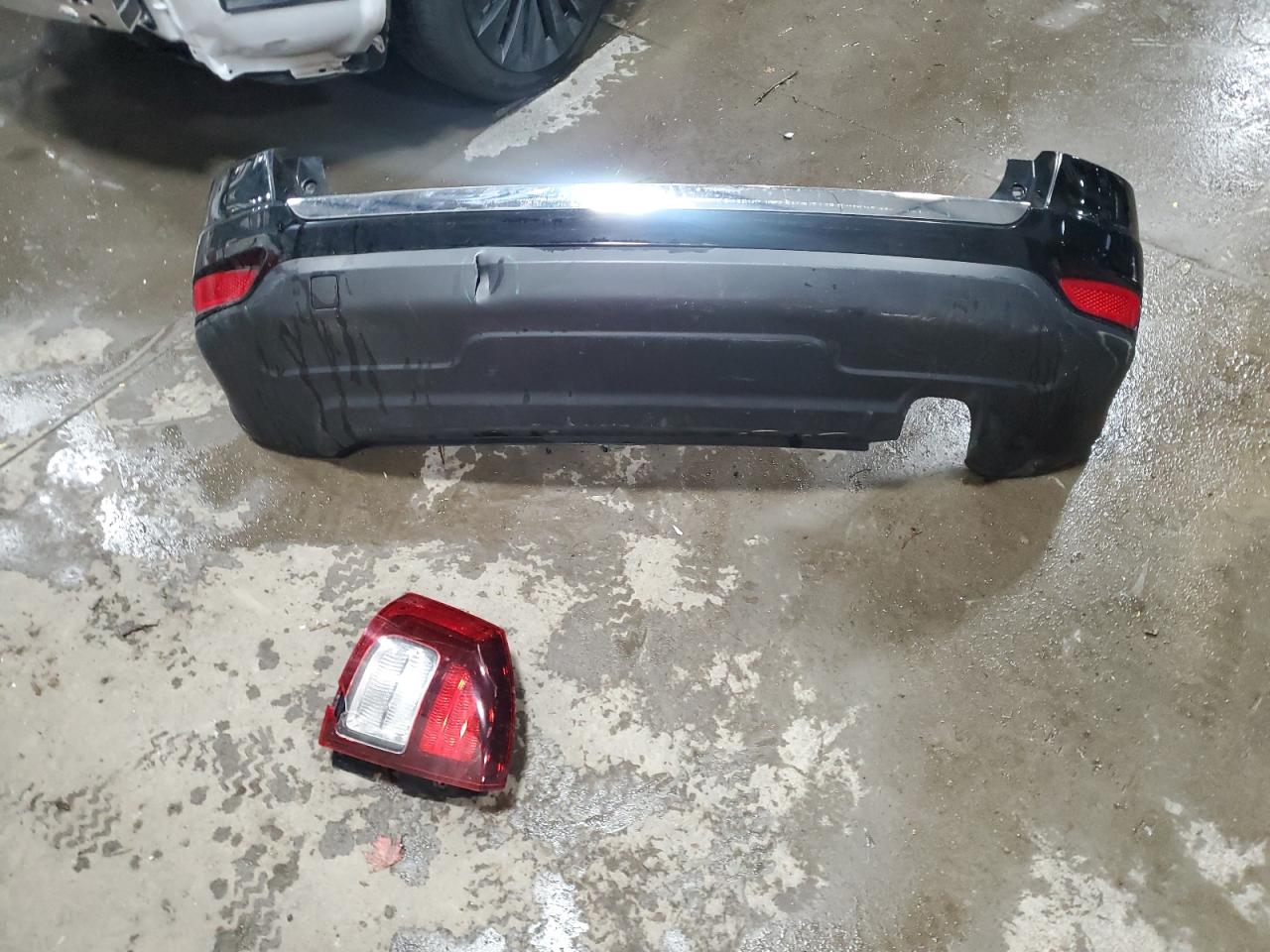 2017 Jeep Compass Latitude VIN: 1C4NJDEB3HD101025 Lot: 92711335