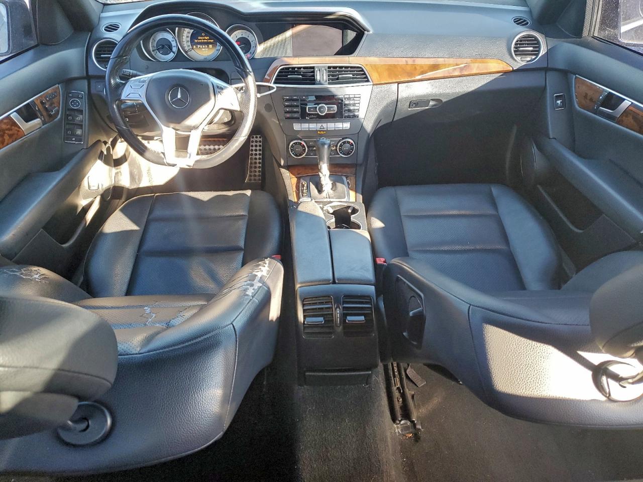 2012 Mercedes-Benz C 250 VIN: WDDGF4HB9CR221595 Lot: 94290415