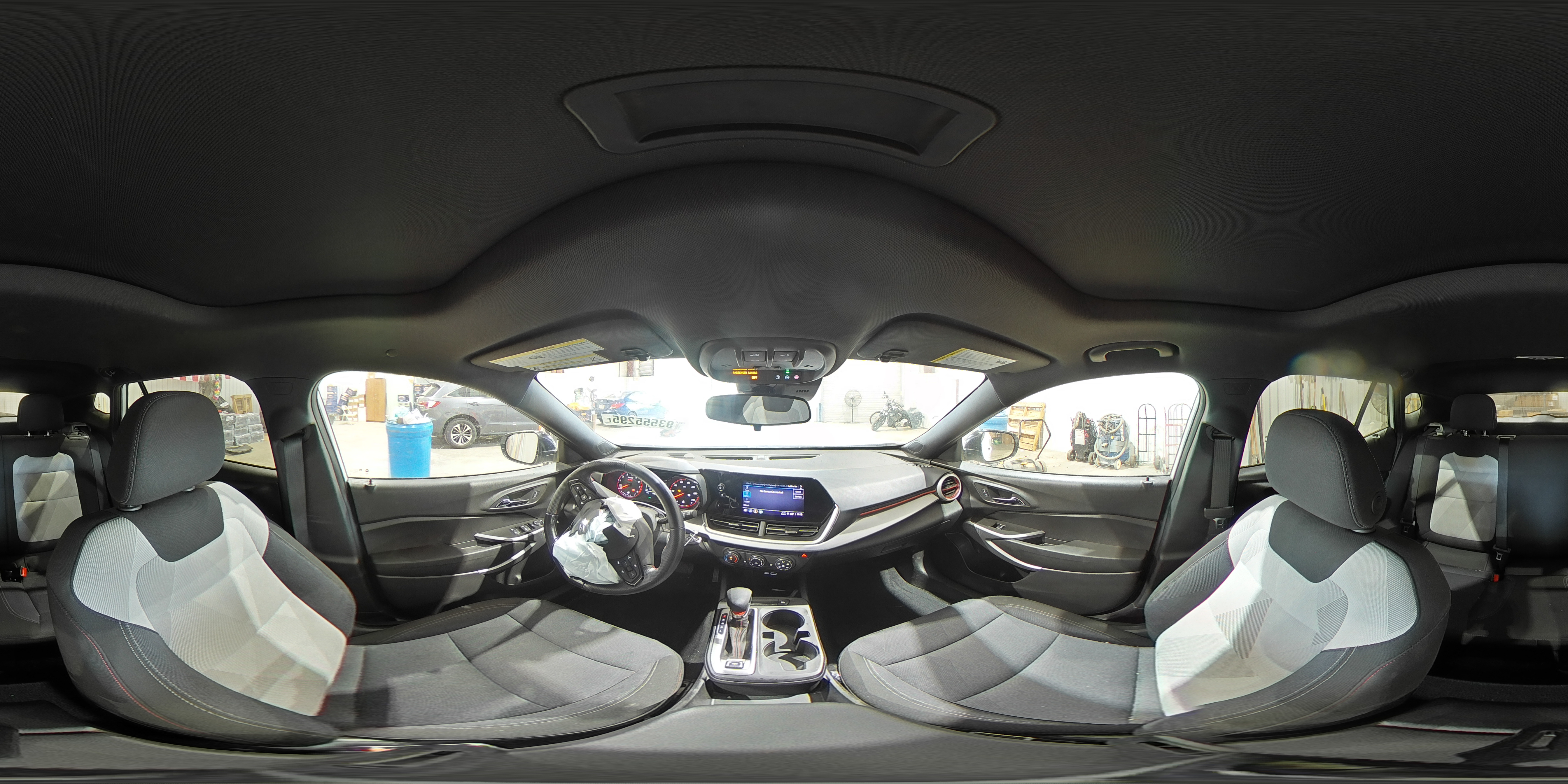 2024 Chevrolet Trax 1Rs VIN: KL77LGE28RC063963 Lot: 93555295