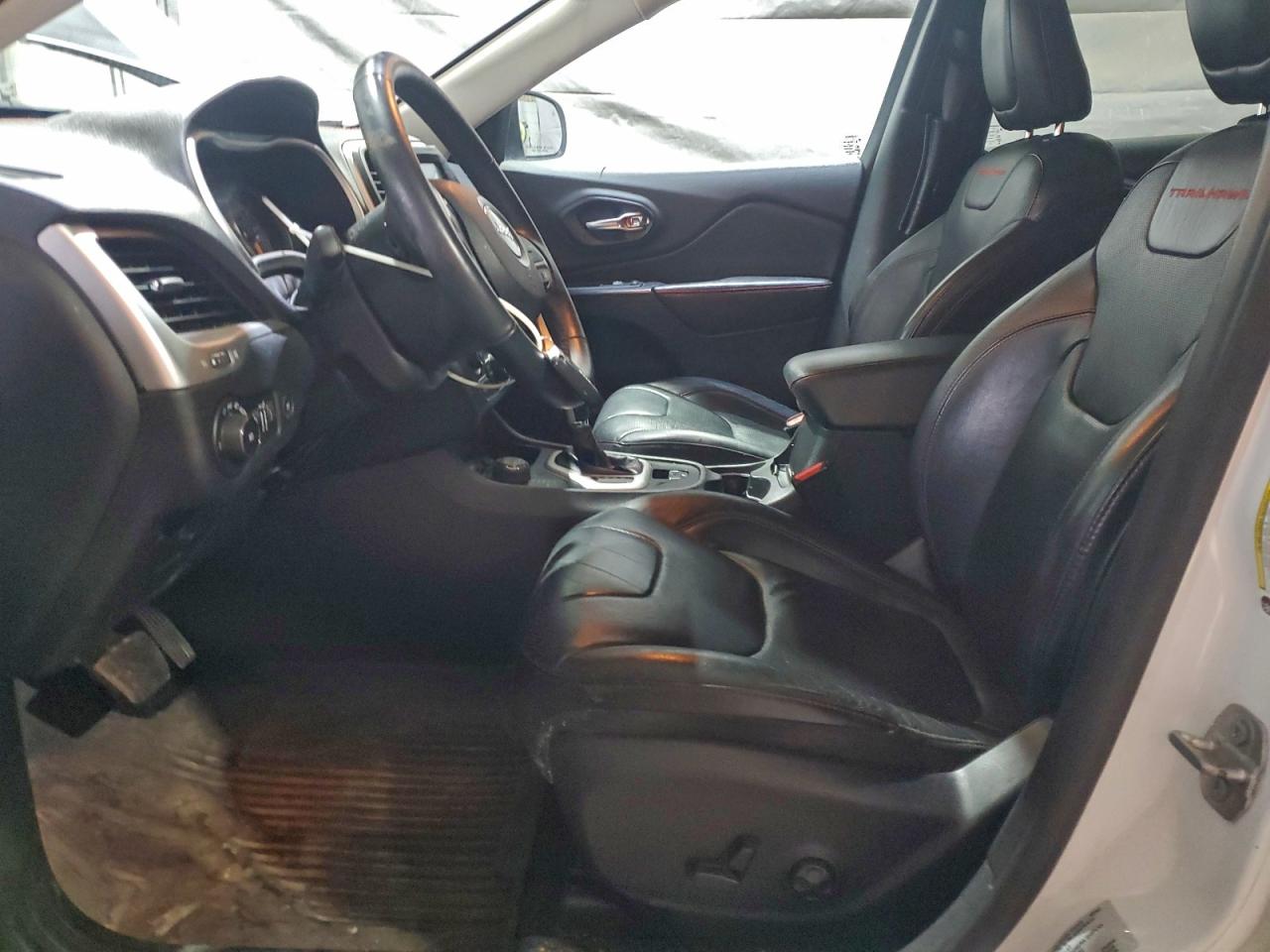 2016 Jeep Cherokee Trailhawk VIN: 1C4PJMBS0GW104576 Lot: 93353665