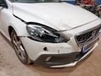 2015 VOLVO V40 D2 CROSS COUNTRY LUX 5DR POWERSHIFT for sale at Copart SANDY